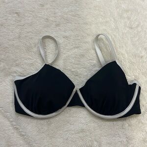 Shade & Shore Black and White Women's Swim Top 38D UnderWire